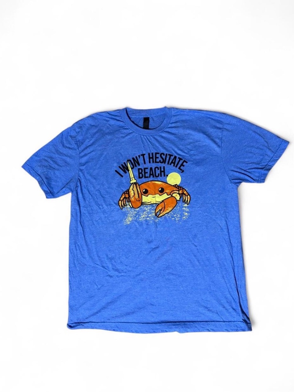 XL Blue crab graphic tee with the words 'I WON'T HESITATE BEACH'